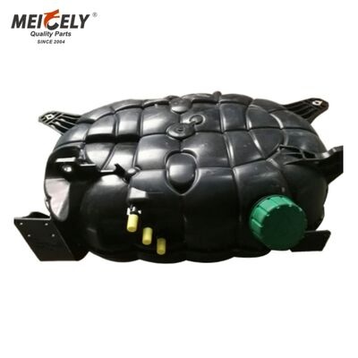 Truck Expansion Tank OE 9605017903 Coolant Tank Fit For Mercedes-Benz Actros Truck  Parts