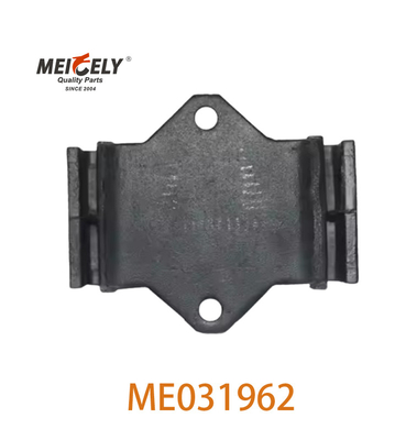 OEM ME031962 Engine Mounting For Mitsubishi Fuso 6D14