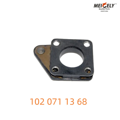 102 071 13 68 Carburetor Mounting Flange For Mercedes 220 And 230