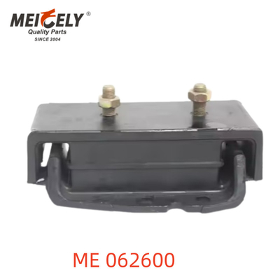 Heavy Truck ME 062600 ME 05257 Rubber Engine Mounting For  Mitsubishi