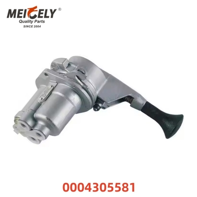 Three-way Hand Brake Valve 0004305581 0004308581 For DAF / Mercedes-Benz