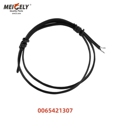 1245401368 High-Quality Room Temperature Sensor 0065421307 Head Air For Mercedes-Benz
