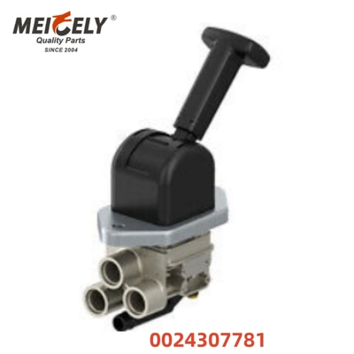 Truck Parts Hand Brake Valve OEM 9617231040 9617230050 For DAF / SCANIA